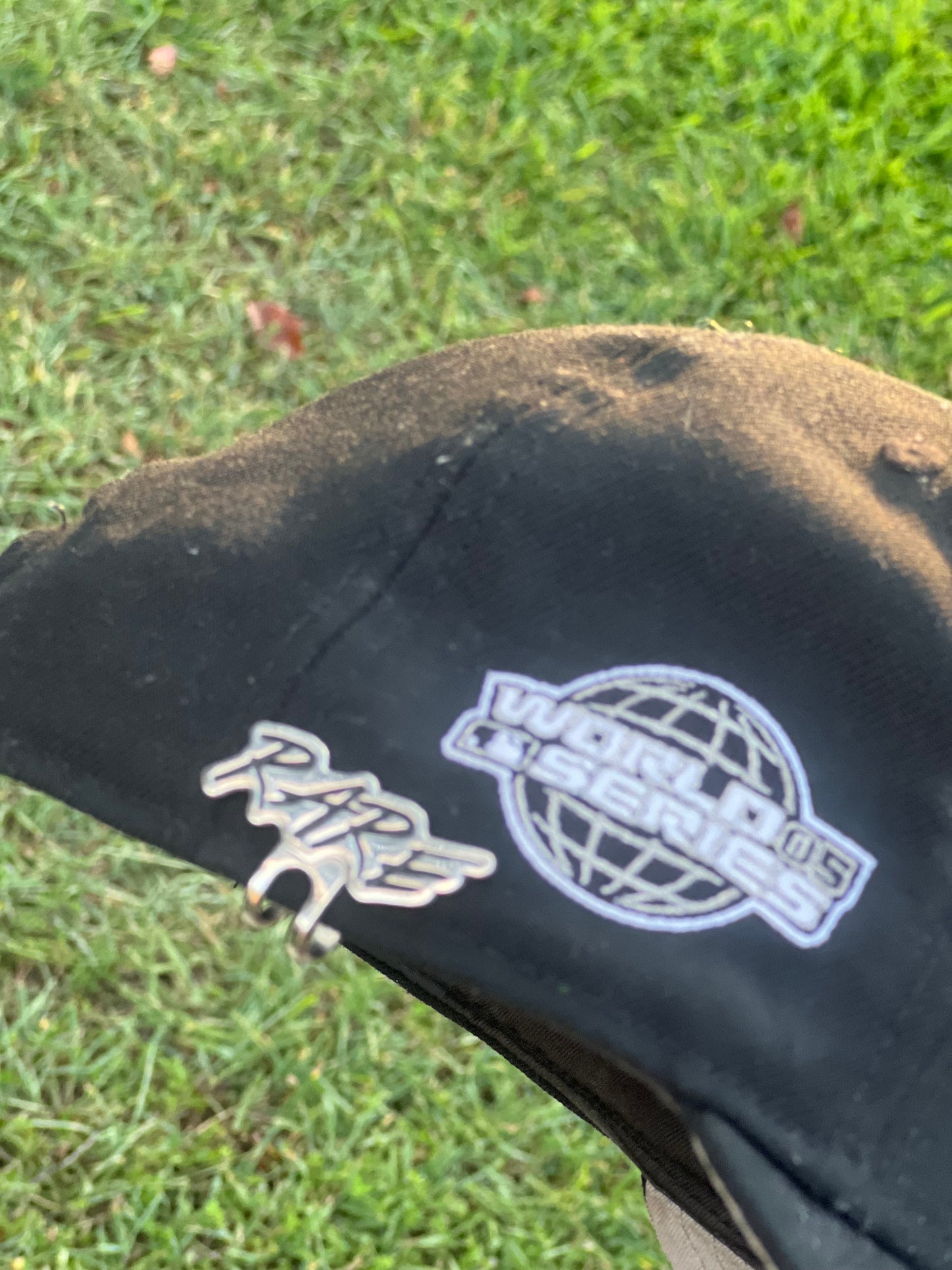 “RARE” Hat Clip – Versatile Streetwear Accessory